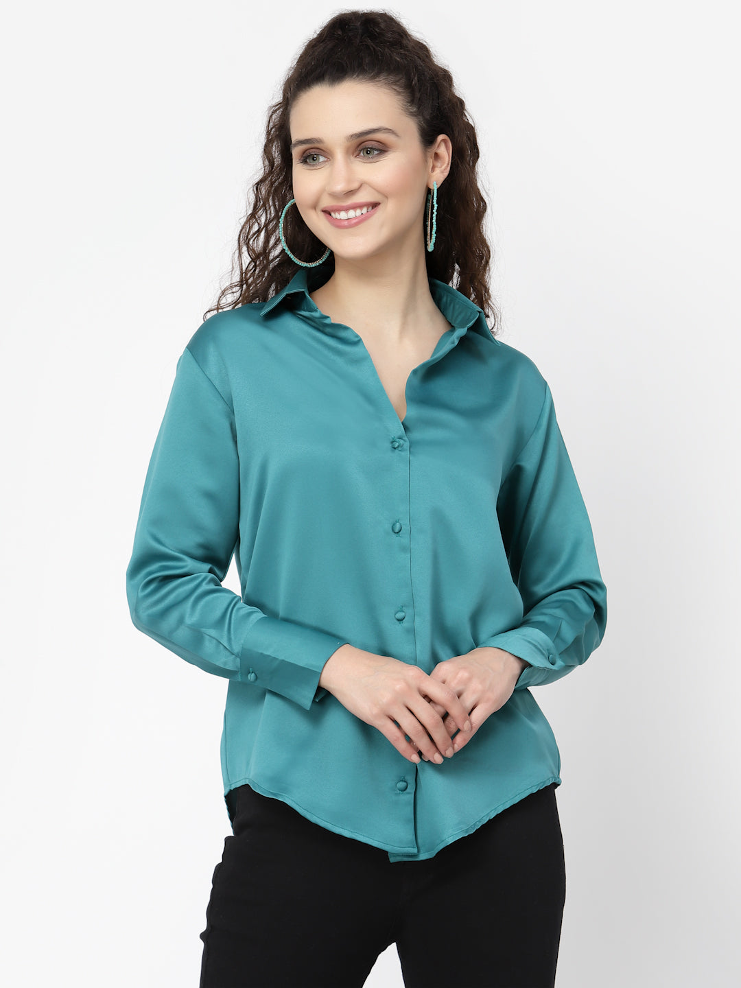 Belavine Solid Green Regular Fit Semi Formal Shirt